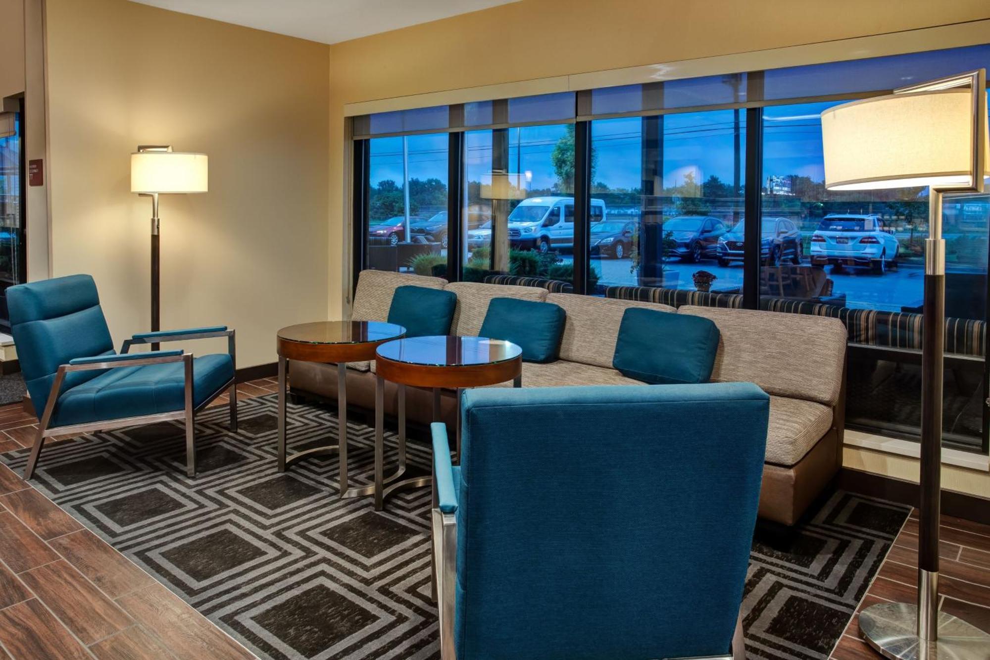 Towneplace Suites By Marriott Detroit Belleville Eksteriør billede